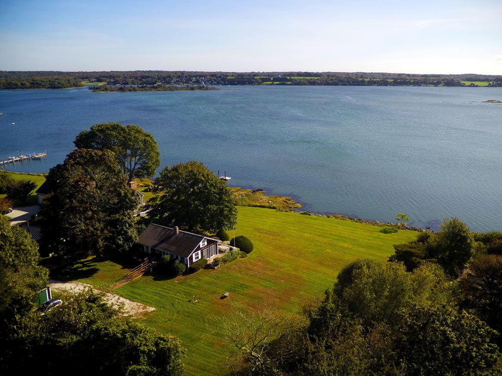 Aerial picture of real estate listing